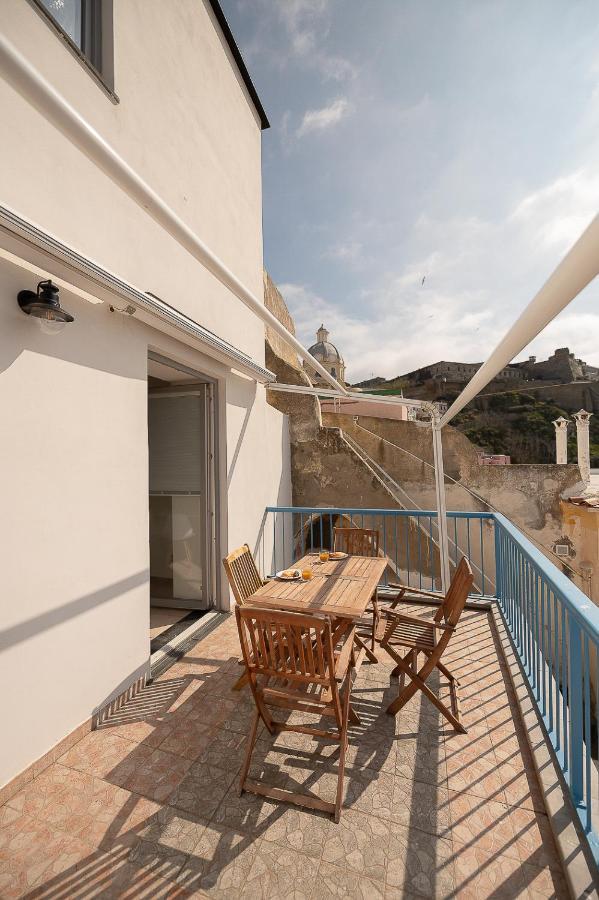 Villa La Procidana House - Corricella Exlusive Terrace Exterior foto